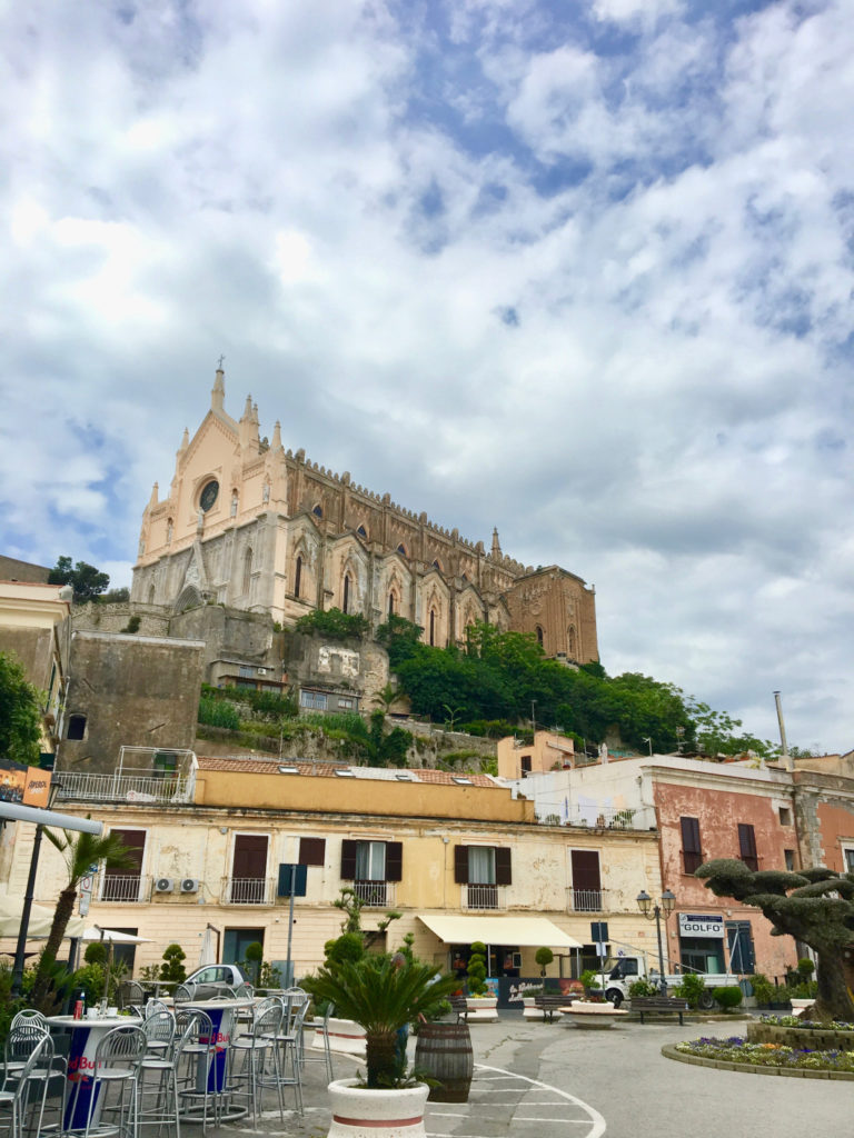 Cattedrale di Gaeta - mare a Sperlonga e Gaeta